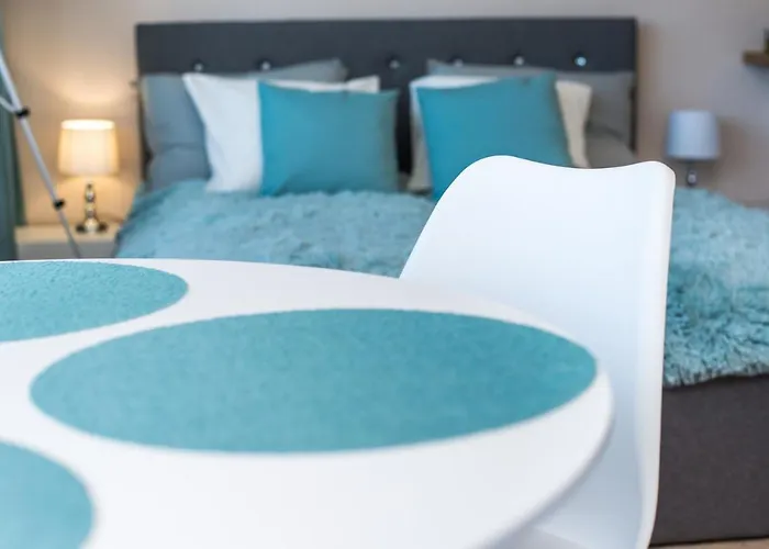 Avis - Skwer Kosciuszki 34a Apartament