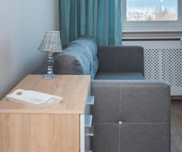 Avis - Skwer Kosciuszki 34a Apartament