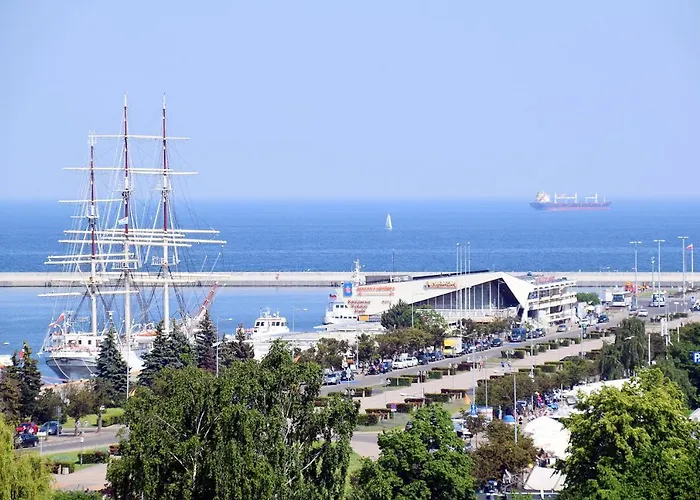 Avis - Skwer Kosciuszki 34a Apartament